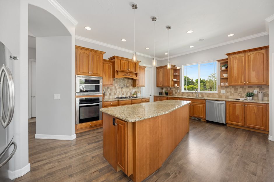Custom wooden kitchen cabinets with pristine finish